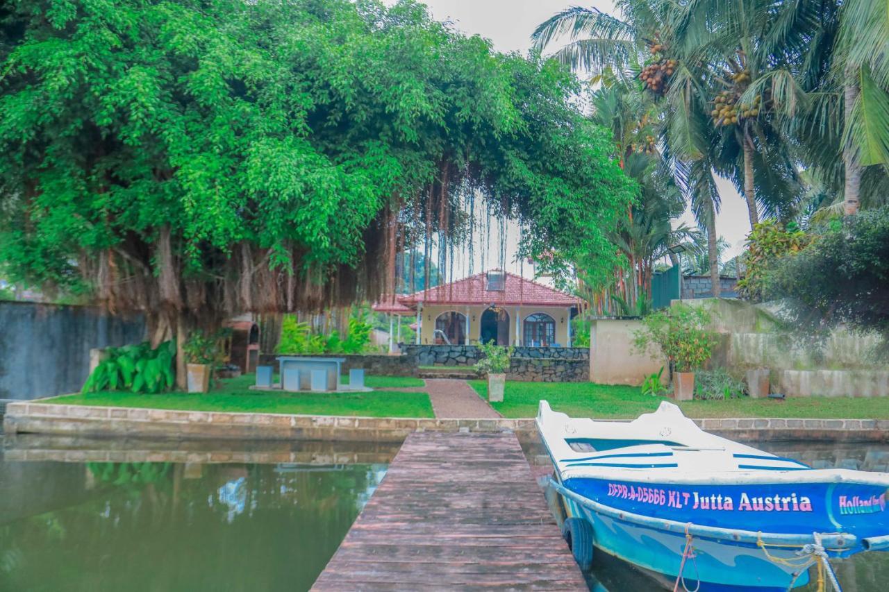 Bentota River Villa Exteriör bild