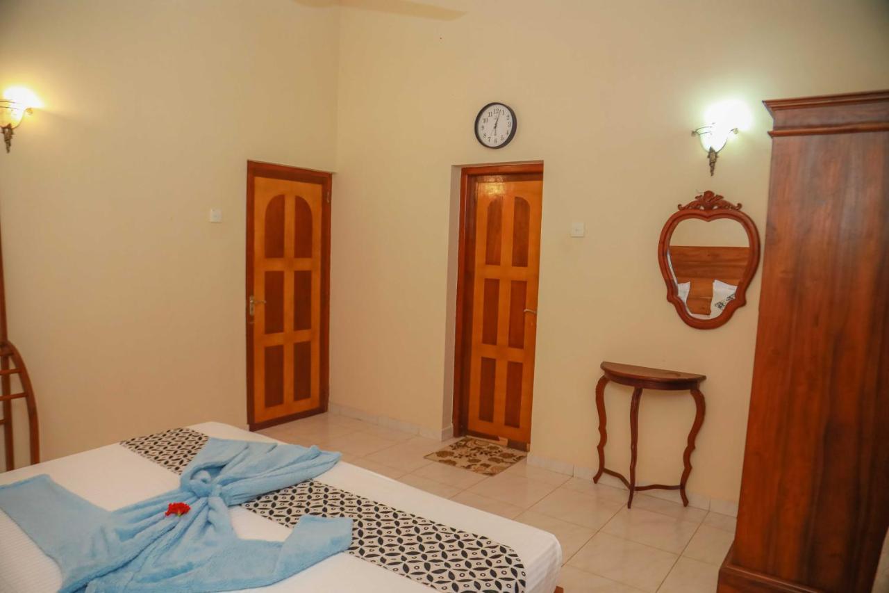 Bentota River Villa Exteriör bild