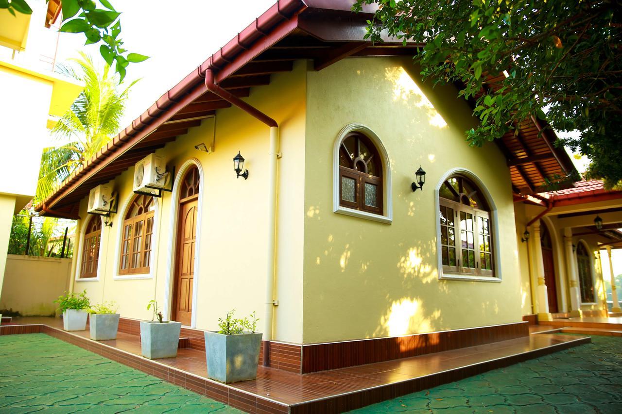 Bentota River Villa Exteriör bild