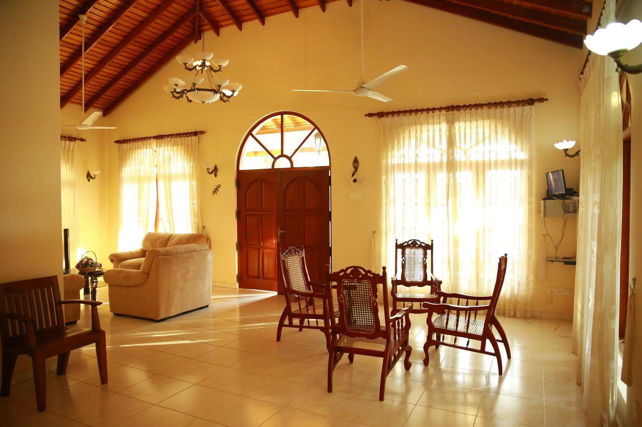 Bentota River Villa Exteriör bild