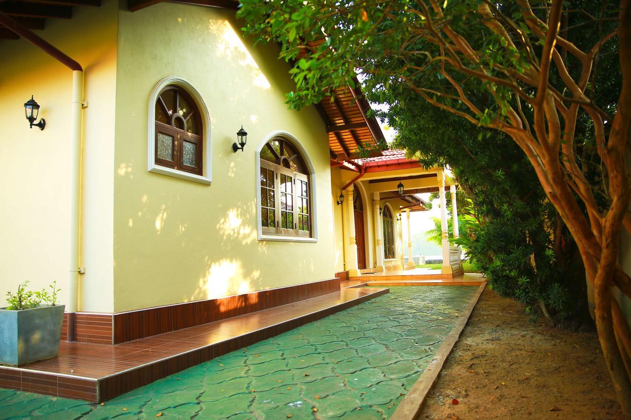 Bentota River Villa Exteriör bild