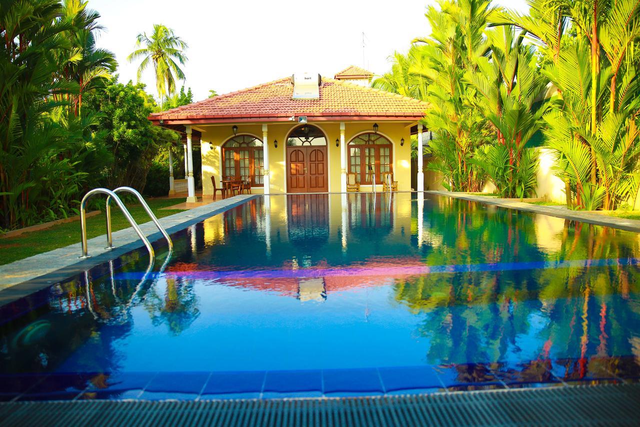 Bentota River Villa Exteriör bild
