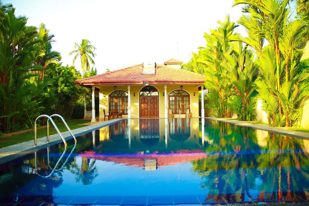 Bentota River Villa Exteriör bild