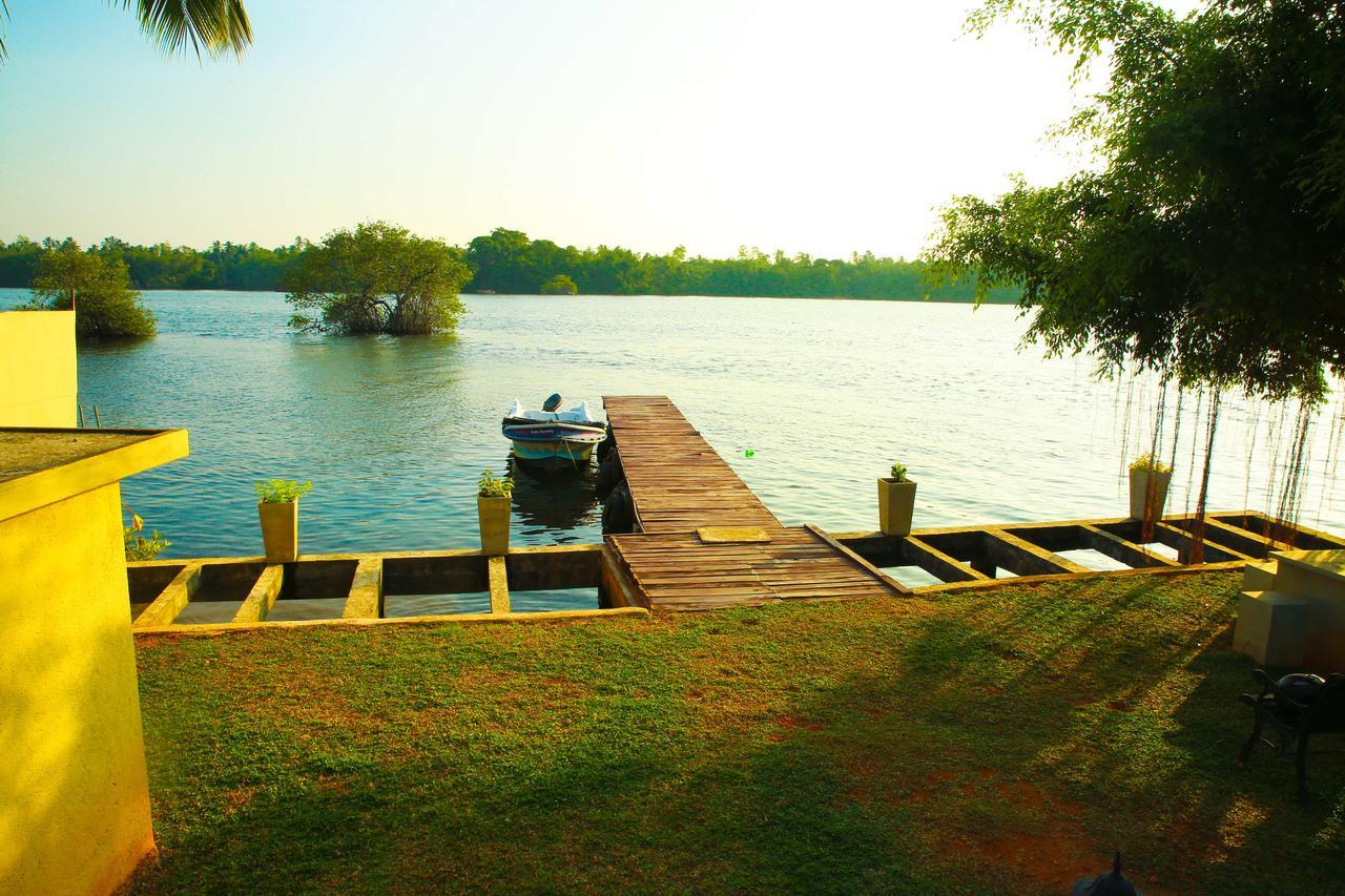 Bentota River Villa Exteriör bild