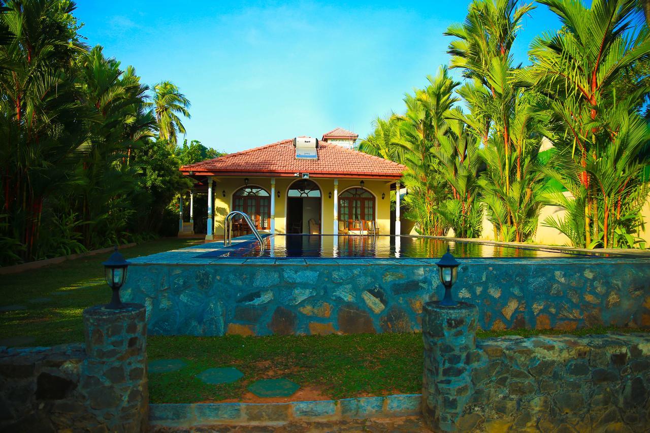 Bentota River Villa Exteriör bild